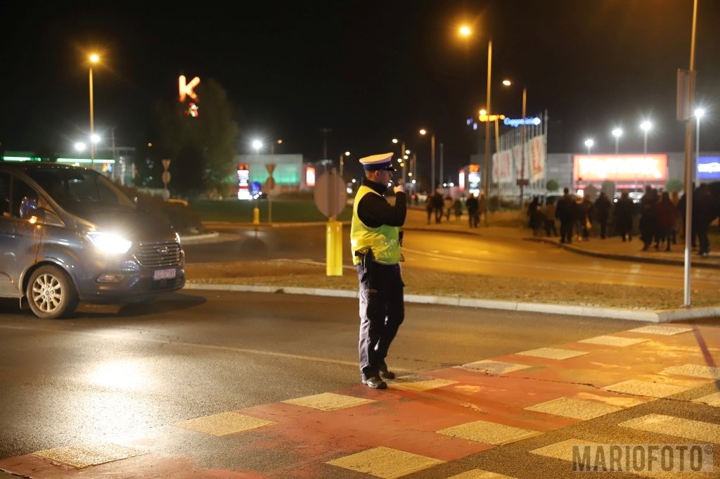 Cmentarz komunalny w Opolu wieczorową porą [GALERIA]