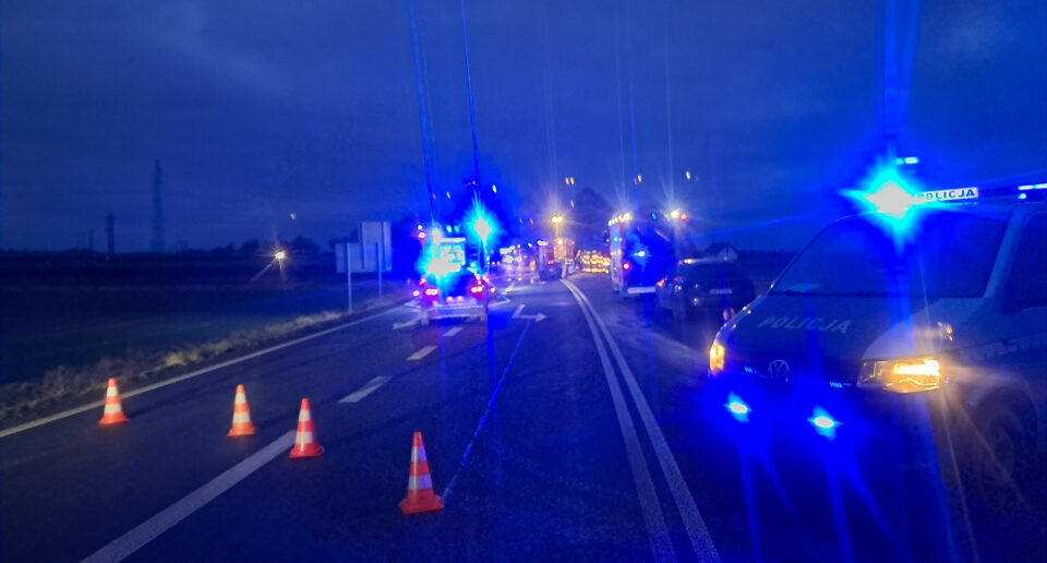 Tragedia w Wigilię na Opolszczyźnie: Sześć os&oacute;b zginęło w zderzeniu samochod&oacute;w w Zielęcicach