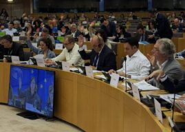 Algorytmy pod nadzorem człowieka. Parlament Europejski przyjmuje raport Andrzeja Buły o pracy przyszłości