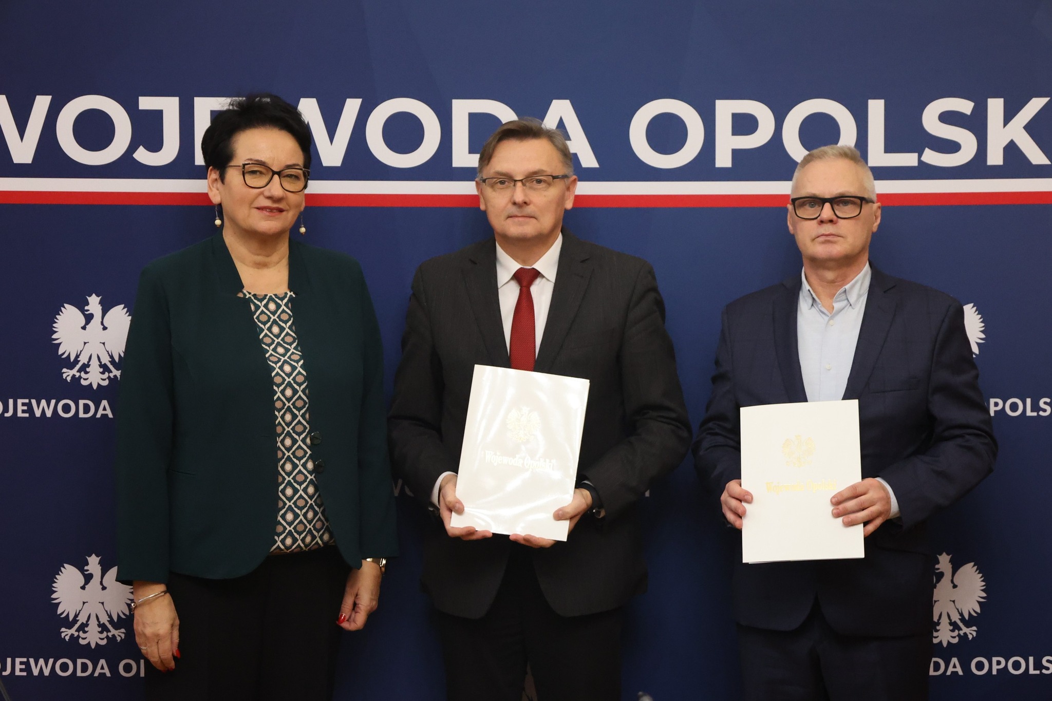 Kolejne miliony na odbudowę po powodzi. Samorządy z Głubczyc, Prudnika i Grodkowa podpisały nowe umowy