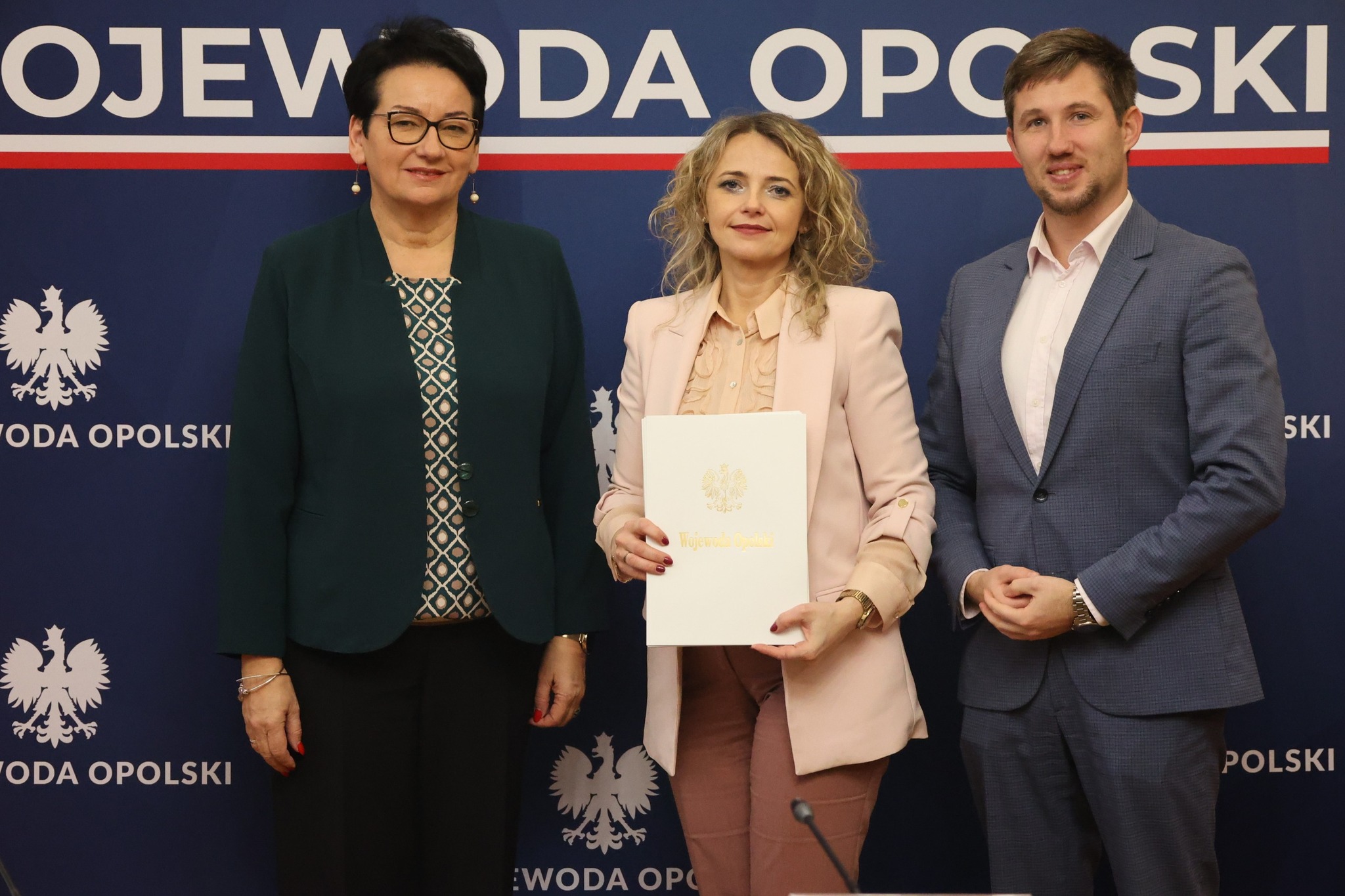 Kolejne miliony na odbudowę po powodzi. Samorządy z Głubczyc, Prudnika i Grodkowa podpisały nowe umowy