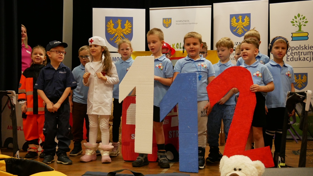 Przedszkolaki na posterunku. Strzelce Opolskie uczą najmłodszych jak być bohaterami