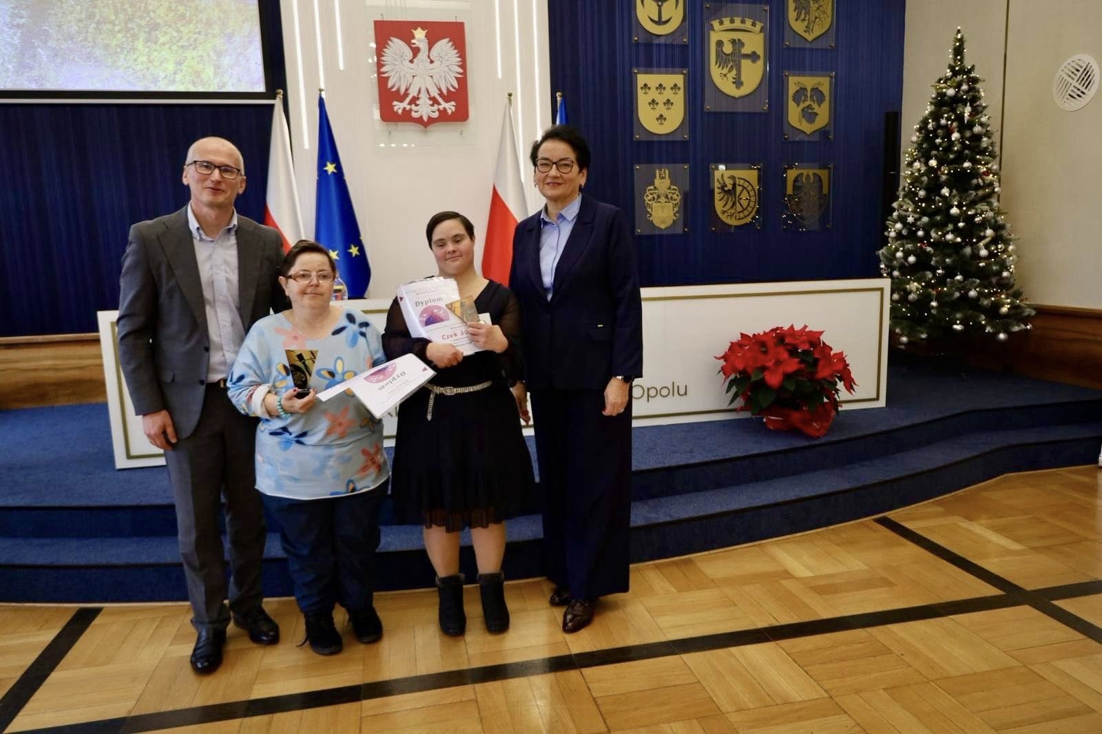 W krainie snów i wielkich emocji. Opolska Gala Laureatów XXII Konkursu „Sztuka Osób Niepełnosprawnych”