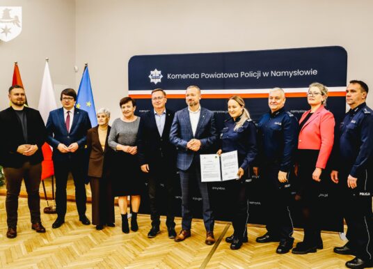 Nowa siedziba policji w Namysłowie coraz bliżej. Miasto przekazało działkę i środki na dokumentację