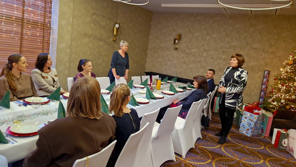 Przy jednym stole – wigilia, która naprawdę łączy