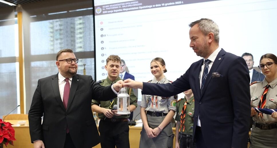 Światło, apel i budżet. Ostatnia sesja roku Światło, apel i budżet. Ostatnia sesja roku