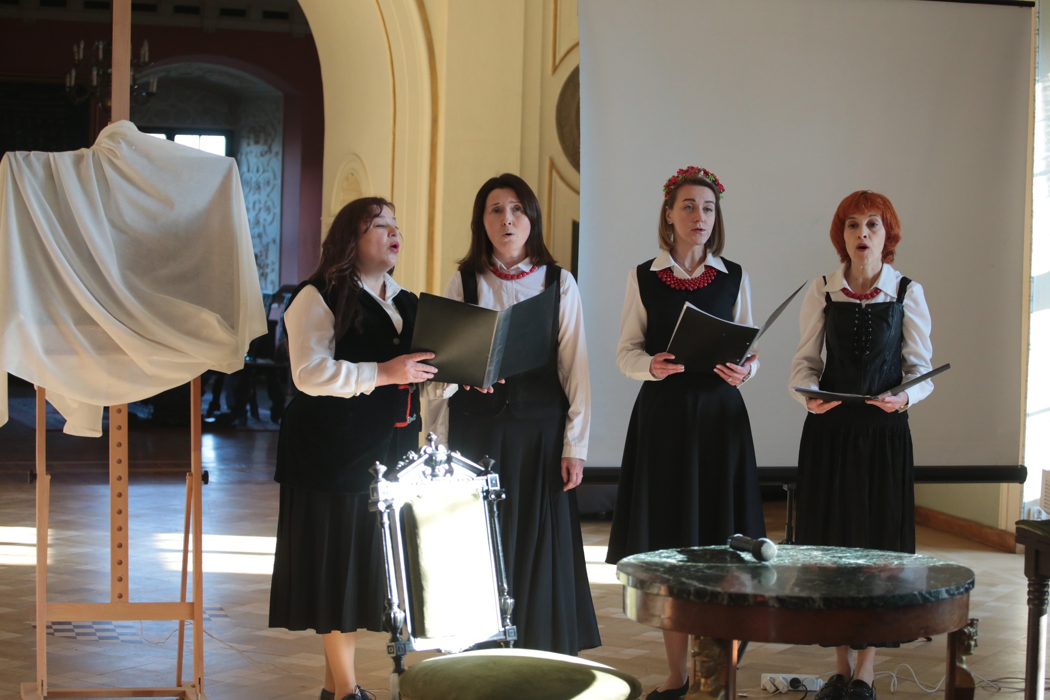 Malarz zwykłego dnia. Erno Erb w brzeskiej opowieści o pamięci