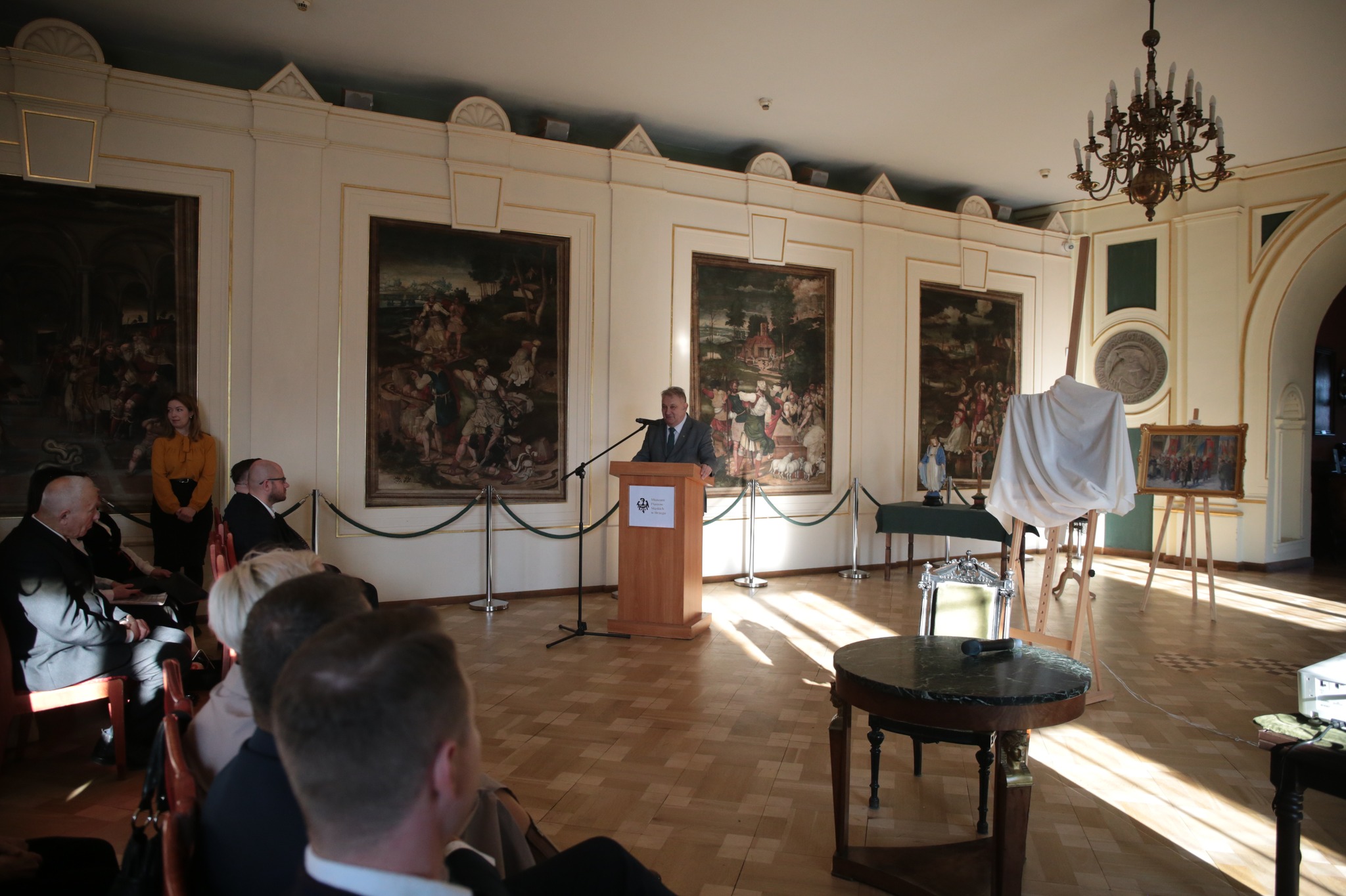 Malarz zwykłego dnia. Erno Erb w brzeskiej opowieści o pamięci