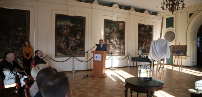 Malarz zwykłego dnia. Erno Erb w brzeskiej opowieści o pamięci