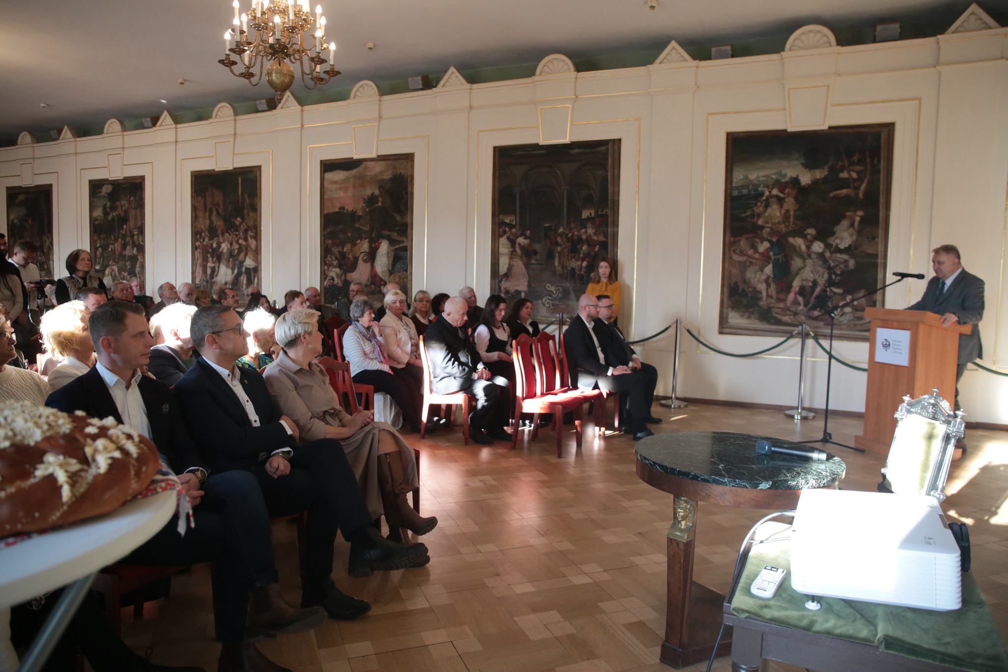 Malarz zwykłego dnia. Erno Erb w brzeskiej opowieści o pamięci