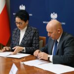 Ponad 1,5 mln zł na odbudowę dróg po powodzi. Wojewoda Opolska podpisała umowy dotacyjne