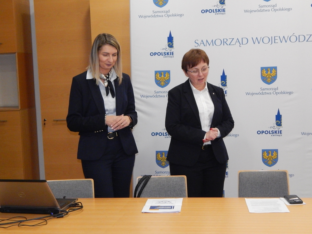 Opolskie stawia na młodych lekarzy – region, który nie chce czekać w kolejce