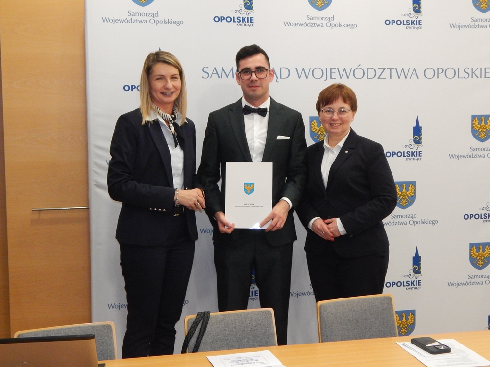 Opolskie stawia na młodych lekarzy – region, który nie chce czekać w kolejce