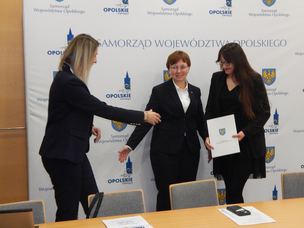 Opolskie stawia na młodych lekarzy – region, który nie chce czekać w kolejce