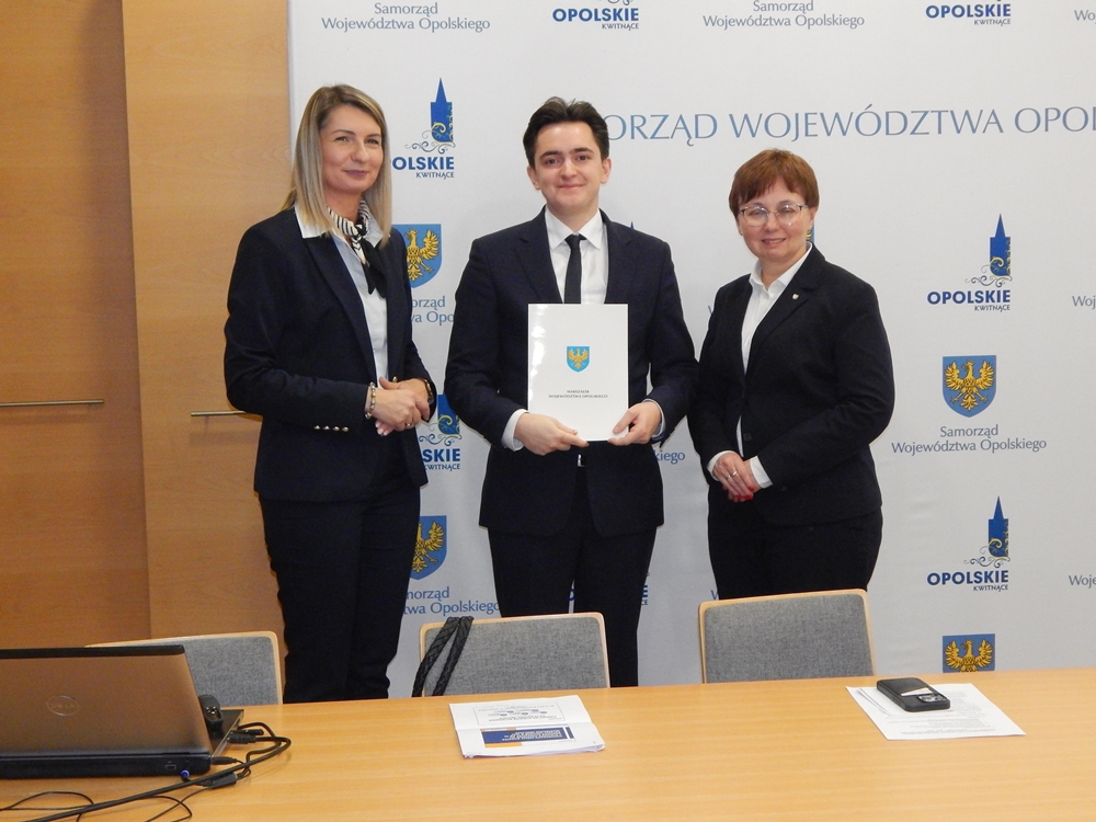 Opolskie stawia na młodych lekarzy – region, który nie chce czekać w kolejce