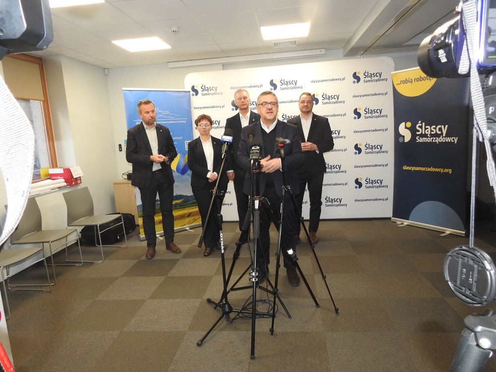 Samorząd blisko ludzi Śląscy Samorządowcy podsumowują 2025 rok pracy w gminach, powiatach i regionie