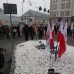 Stan Wojenny: Czterdzieści Trzy Lata Czekania na Dziś