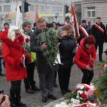 Stan Wojenny: Czterdzieści Trzy Lata Czekania na Dziś