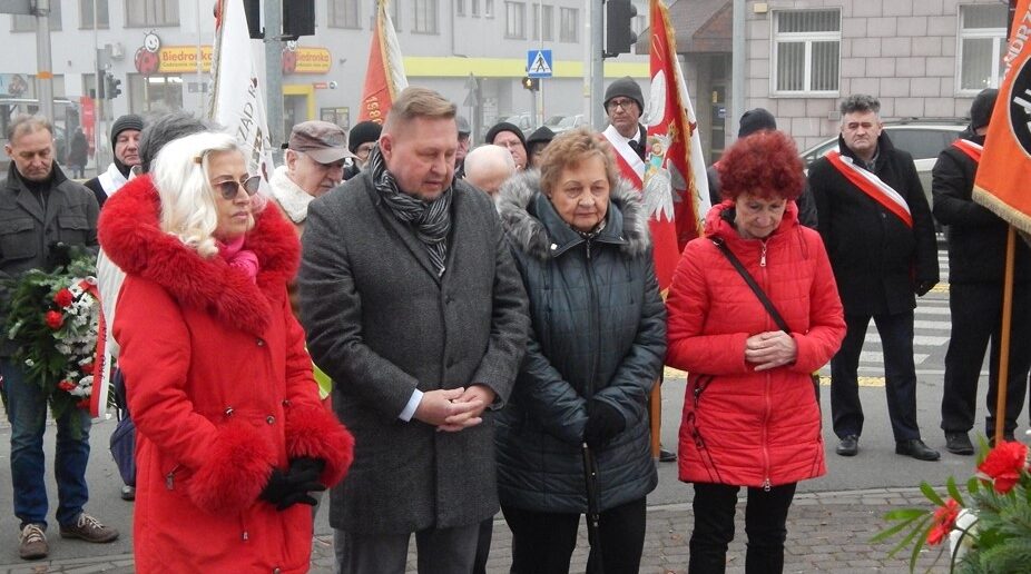 Stan Wojenny: Czterdzieści Trzy Lata Czekania na Dziś Stan Wojenny: Czterdzieści Trzy Lata Czekania na Dziś