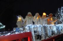 Piernikowy korow&oacute;d i światła życzliwości. Gdzie? Oczywiście w Chr&oacute;ścicach