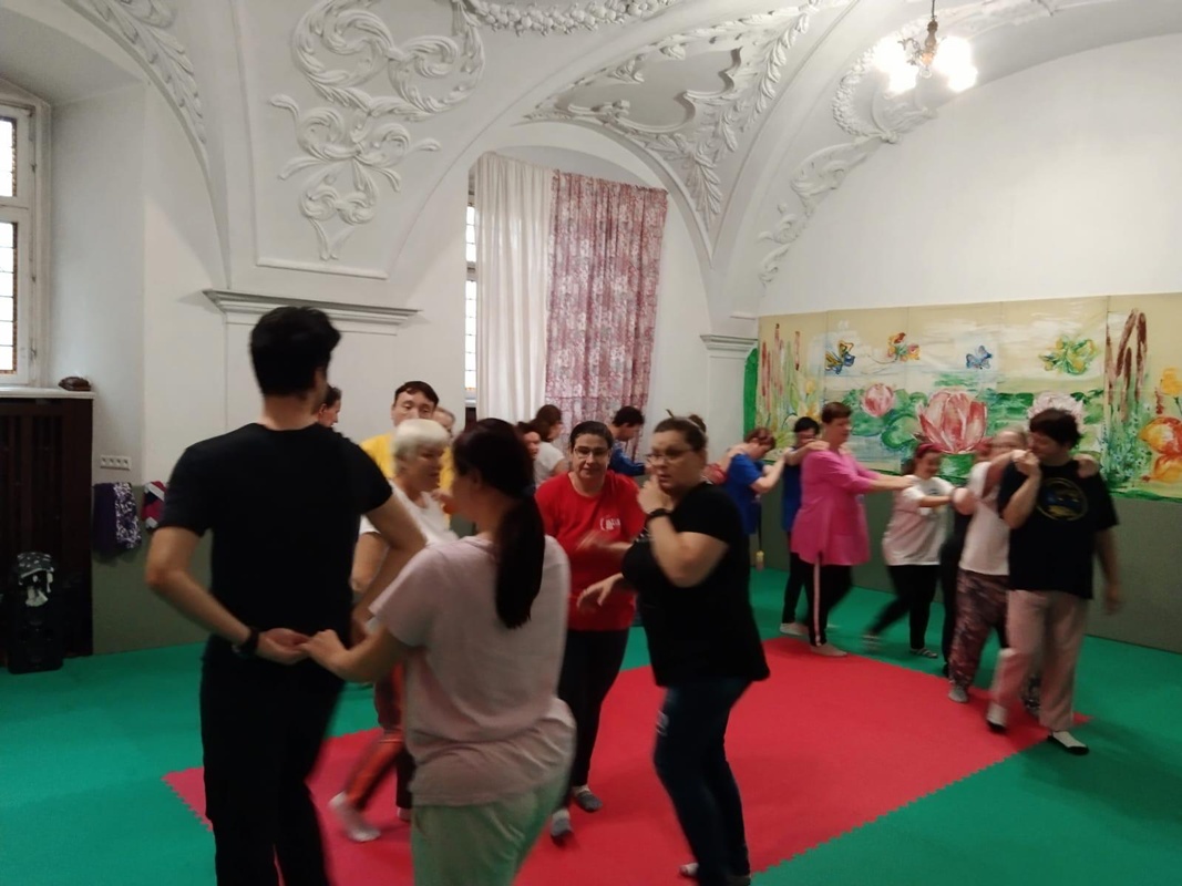 Integracja osób z niepełnosprawnościami przez taniec