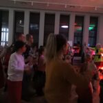 Świąteczna zabawa bez barier w Dobrzeniu Wielkim [GALERIA]