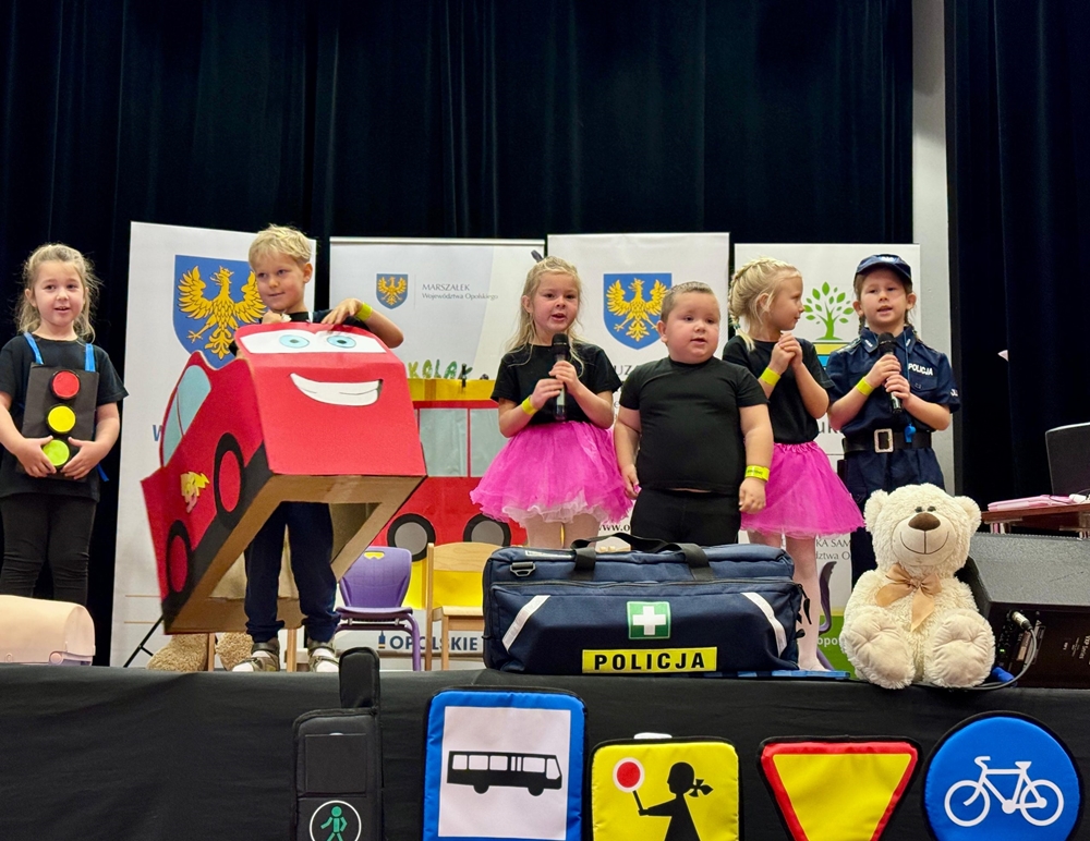 Przedszkolaki na posterunku. Strzelce Opolskie uczą najmłodszych jak być bohaterami
