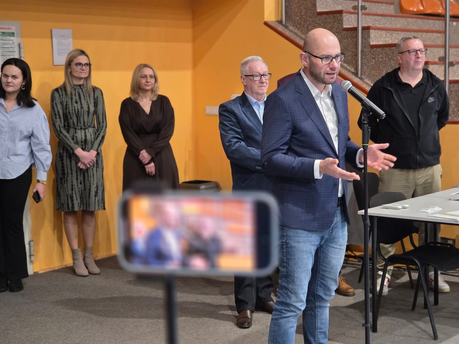 Hala sportowa w Niemodlinie po pierwszym etapie modernizacji