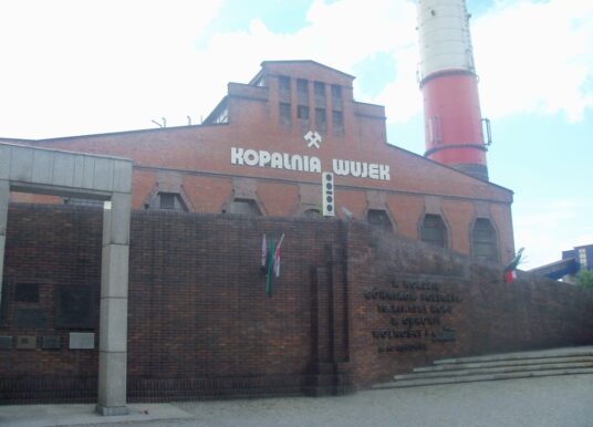 16 grudnia. Władza, która strzelała do robotników