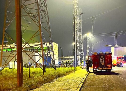 Awaria w Elektrowni Opole szybko opanowana. Na miejscu liczne służby, brak zagrożenia dla ludzi i środowiska