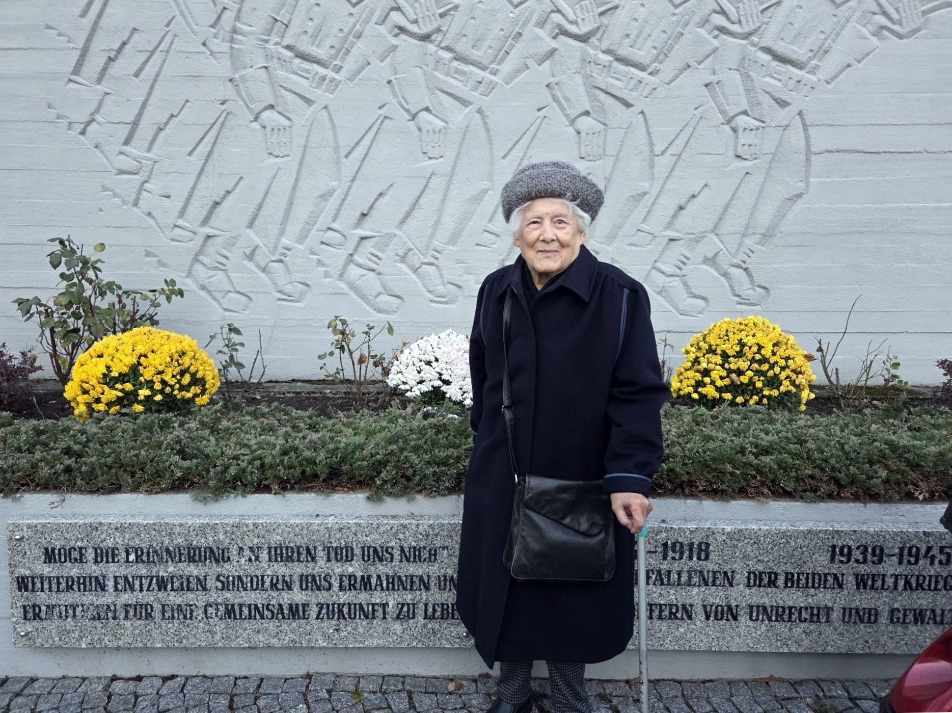 Ocaliła od zapomnienia prawie 500 ofiar II wojny światowej