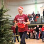 Rekordowa frekwencje na 12. Mikołajkowych &#8222;Igrzyskach bez barier&#8221; [GALERIA]