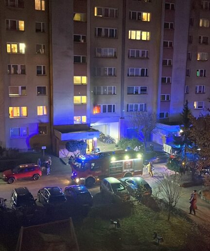 W jednym z mieszkań przy ul. Wrocławskiej wybuchł pożar