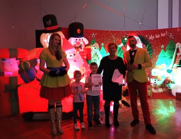 Świąteczna zabawa bez barier w Dobrzeniu Wielkim [GALERIA]