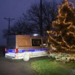 Wypadek w Mechnicach. 7-latek potrącił samochodem swoją siostrę