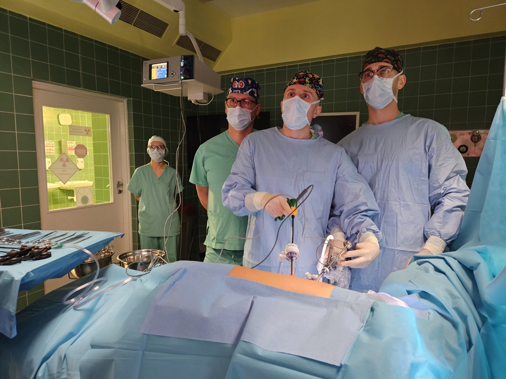Pierwsza dziecięca operacja urologiczna w USK Opole. 11-latek przeszedł laparoskopową plastykę wady nerkowej