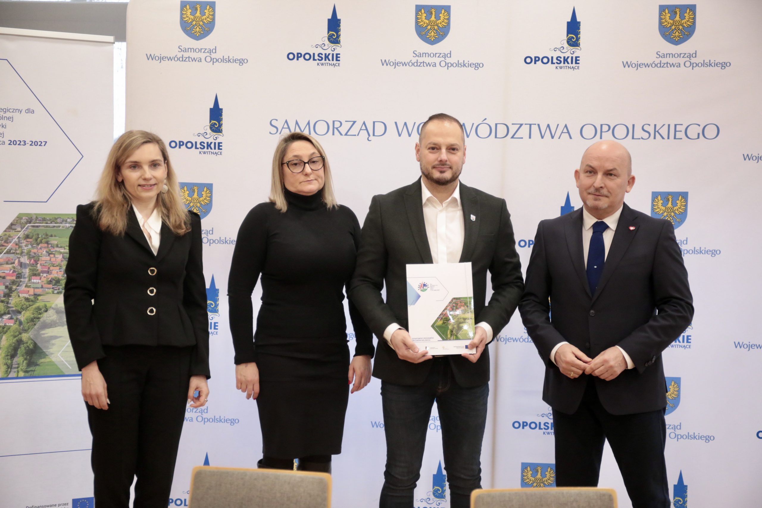 LEADER w praktyce: pieniądze na wspólnoty, infrastrukturę i nowoczesny biznes