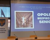 Bezpieczny senior to świadomy senior. Opolski program podsumowany w Dniu Babci