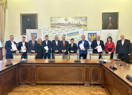 Subregion Południowy inwestuje w młodych fachowców. Partnerzy podpisali umowę w Nysie