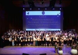 Stypendia dla ambitnych uczniów. Samorząd województwa inwestuje w przyszłość Opolskiego