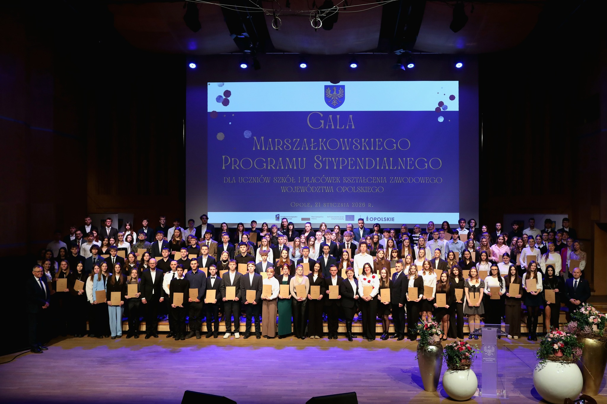 Stypendia dla ambitnych uczniów. Samorząd województwa inwestuje w przyszłość Opolskiego
