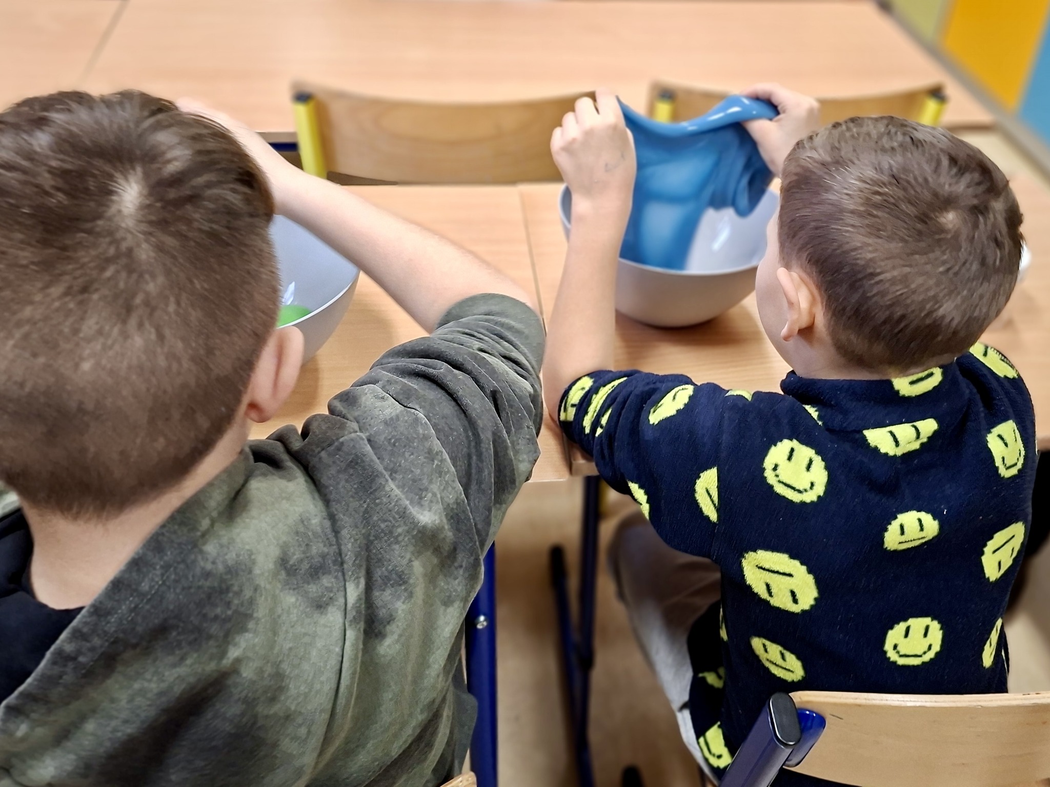 Terapia, która dojeżdża do dzieci. Mobilne sale sensoryczne już w powiecie nyskim