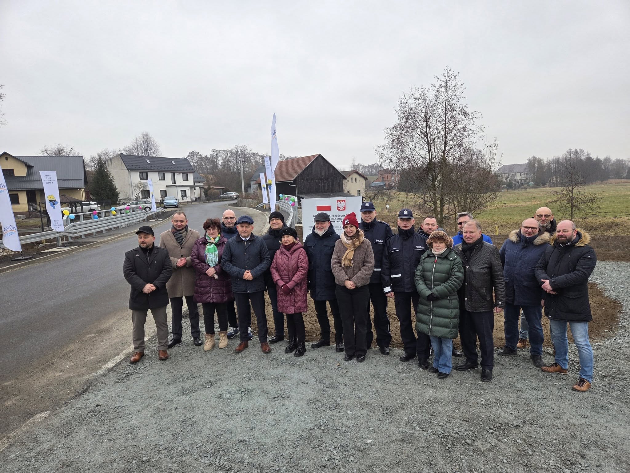 Nowy most w Dzielawach. Przeprawa na drodze 421 gotowa po pół roku prac