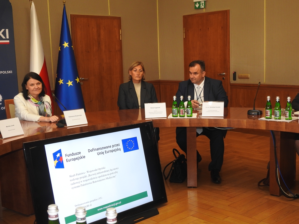 Nowoczesna łączność dla opolskiego ratownictwa medycznego już działa. Opolskie nadaje ton