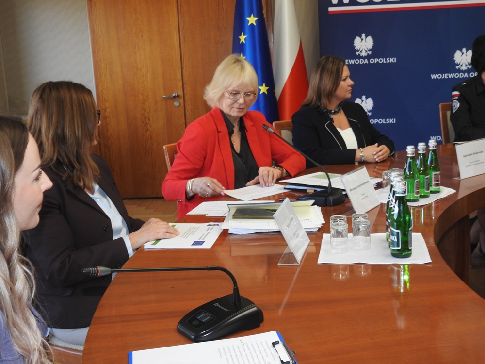 Nowoczesna łączność dla opolskiego ratownictwa medycznego już działa. Opolskie nadaje ton