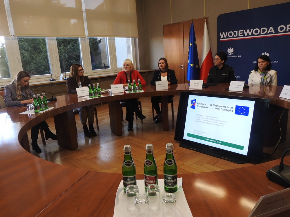 Nowoczesna łączność dla opolskiego ratownictwa medycznego już działa. Opolskie nadaje ton