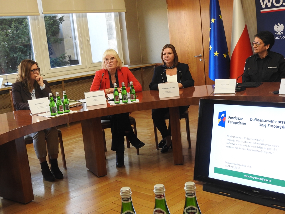 Nowoczesna łączność dla opolskiego ratownictwa medycznego już działa. Opolskie nadaje ton