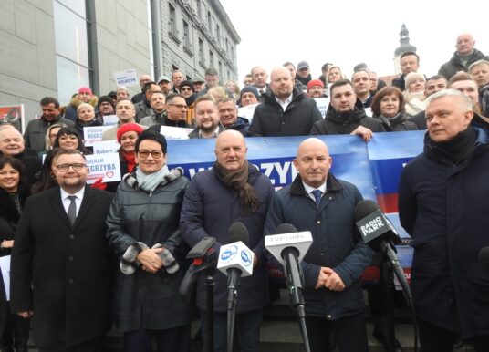 Robert Węgrzyn z szerokim poparciem w KO. Region wchodzi w fazę mobilizacji przed wyborami