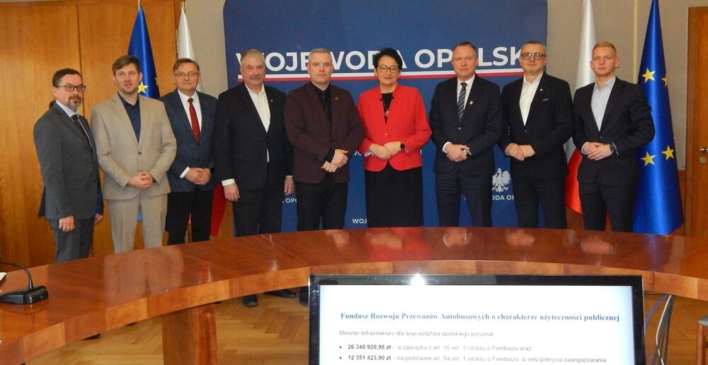 Nie dojechać to nie żyć. O wykluczeniu komunikacyjnym, kt&oacute;re wciąż dotyka Opolskie – choć coraz mniej