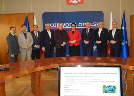 Nie dojechać to nie żyć. O wykluczeniu komunikacyjnym, które wciąż dotyka Opolskie – choć coraz mniej